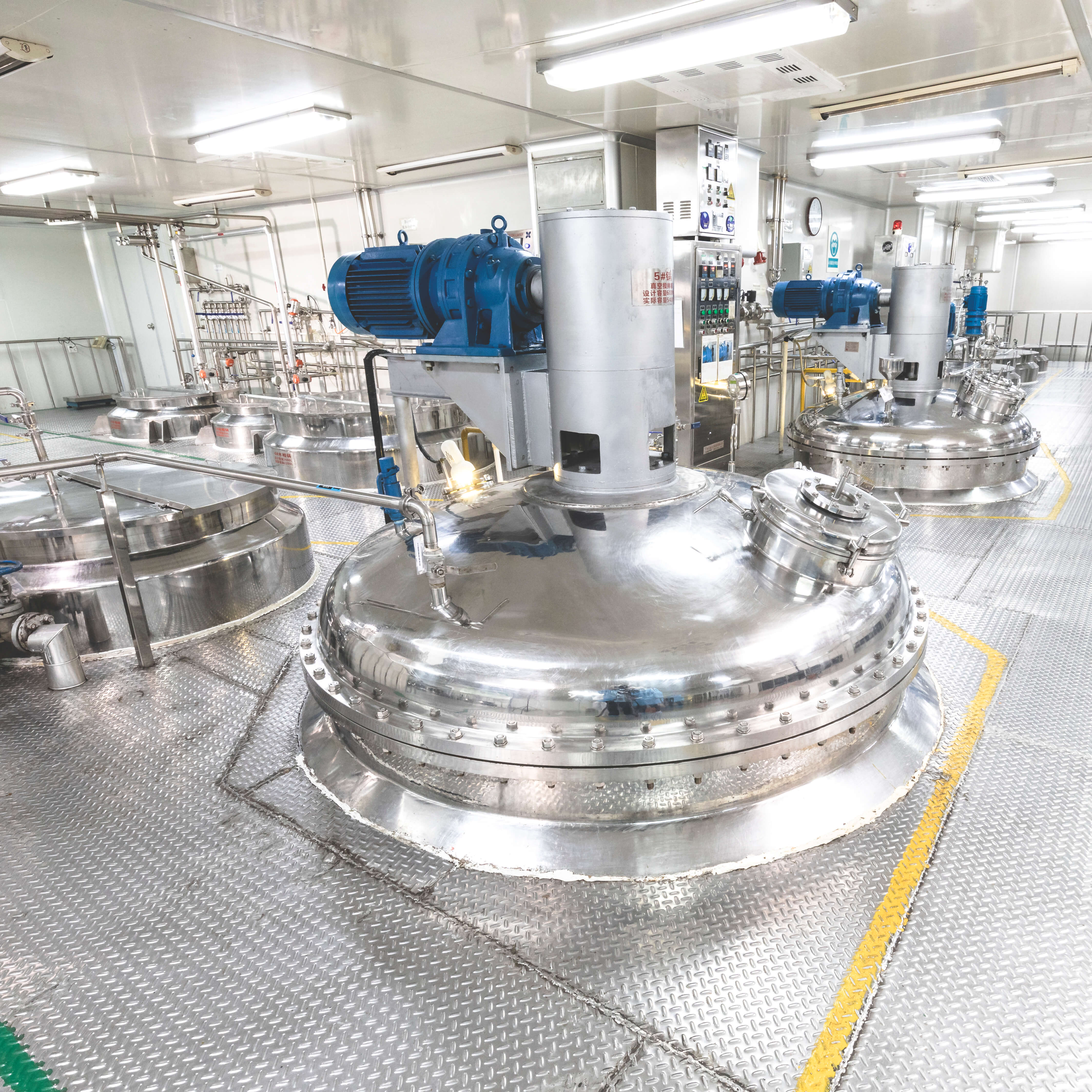 Factory Of The Future Industry 4.0 Global Cosmetics Cosmetic Manufacturer Production Process - Factory Of The Future Industry 4.0